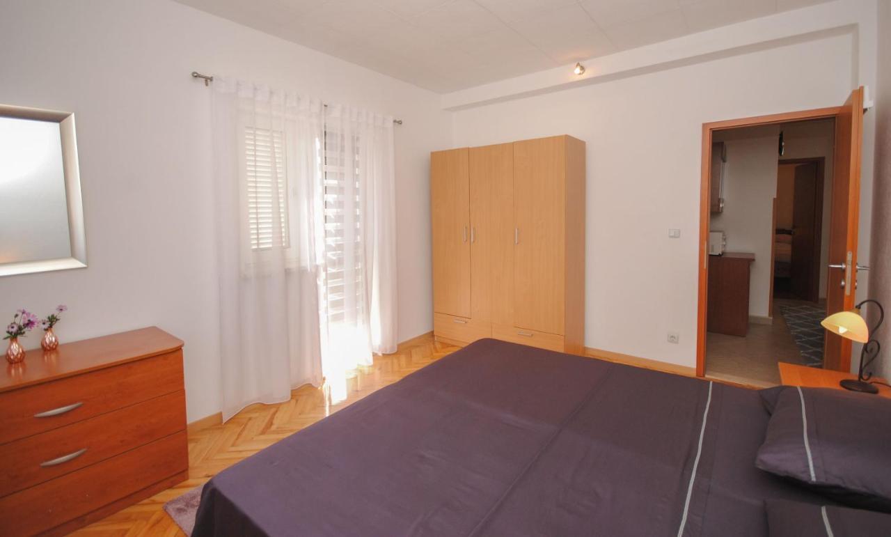 Apartment Tina Podstrana Exterior foto
