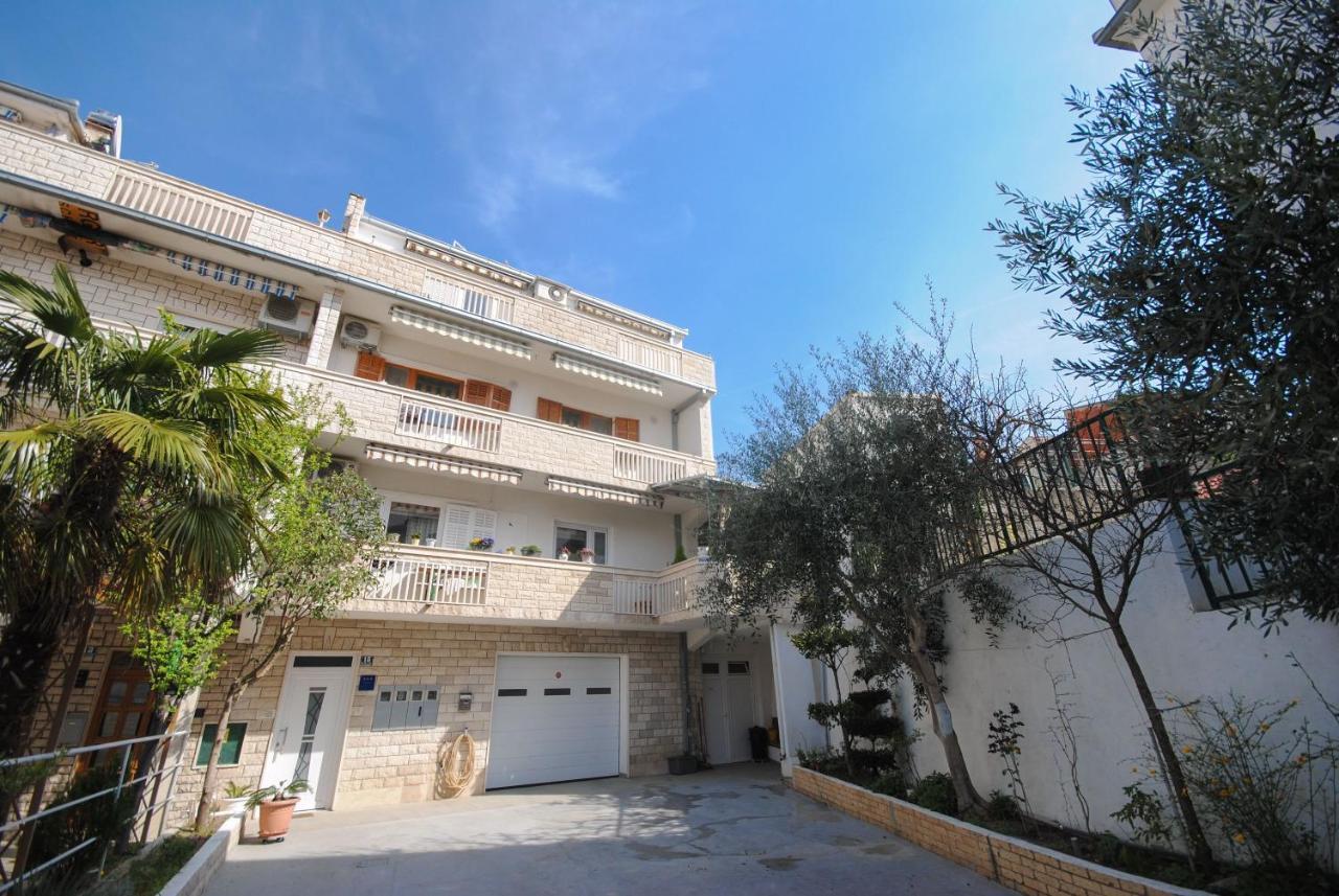 Apartment Tina Podstrana Exterior foto